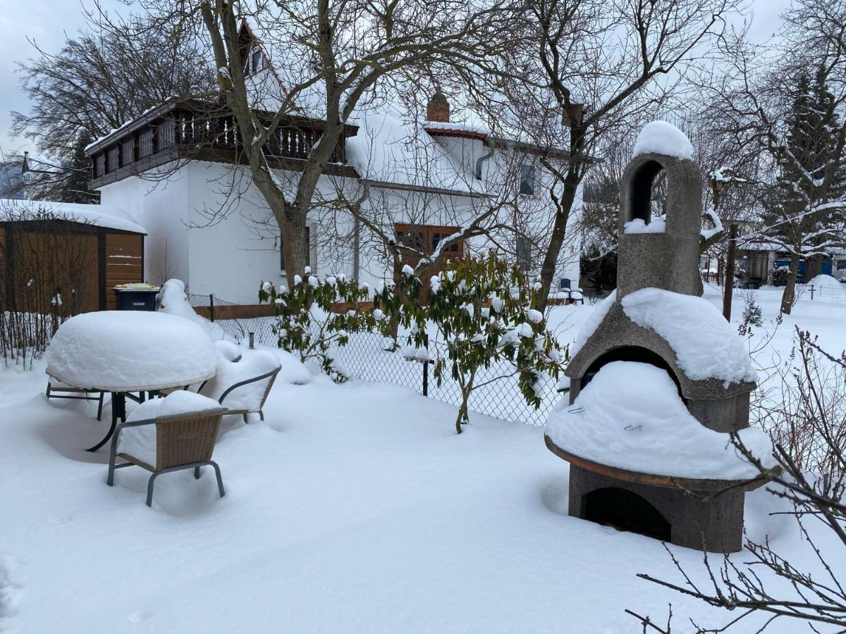 Ferienhaus Das Haeuschen Cabarz エクステリア 写真