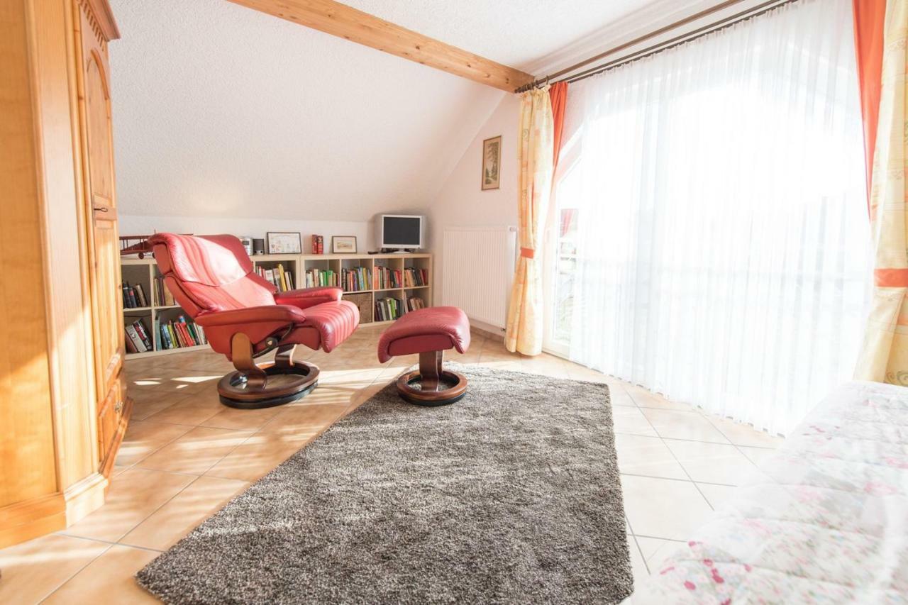 Ferienhaus Das Haeuschen Cabarz エクステリア 写真